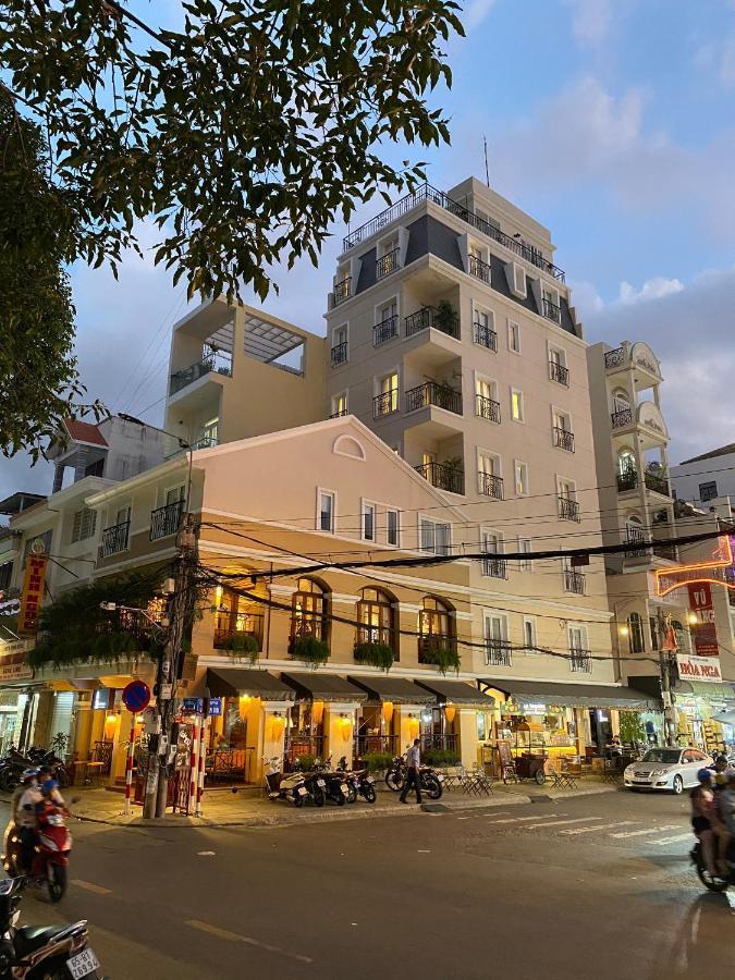 芹苴 灯塔旅馆酒店 外观 照片